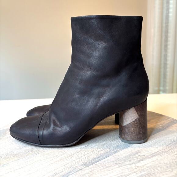 Coclico Black Leather Ankle Boots w/ Sculpted Wood Block Heel EU 39 US Size 8.5 - Picture 7 of 14